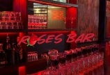 ROSES BAR TÂY Q1 tuyển 10 PHỤC VỤ NỮ làm 19h tối đến 3h sáng